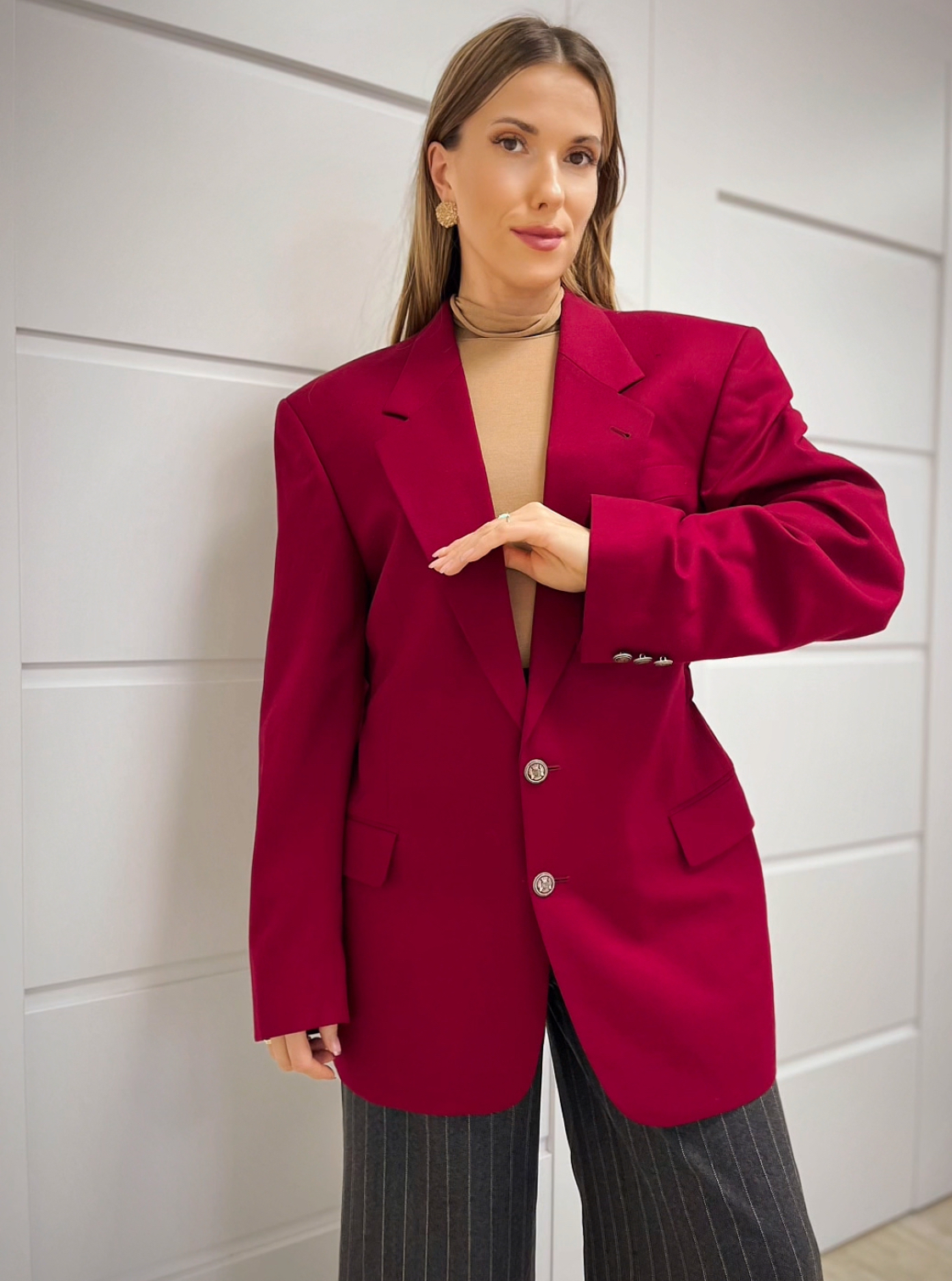 Czerwona wełniana marynarka r. M/L upcykling - obrazek 2