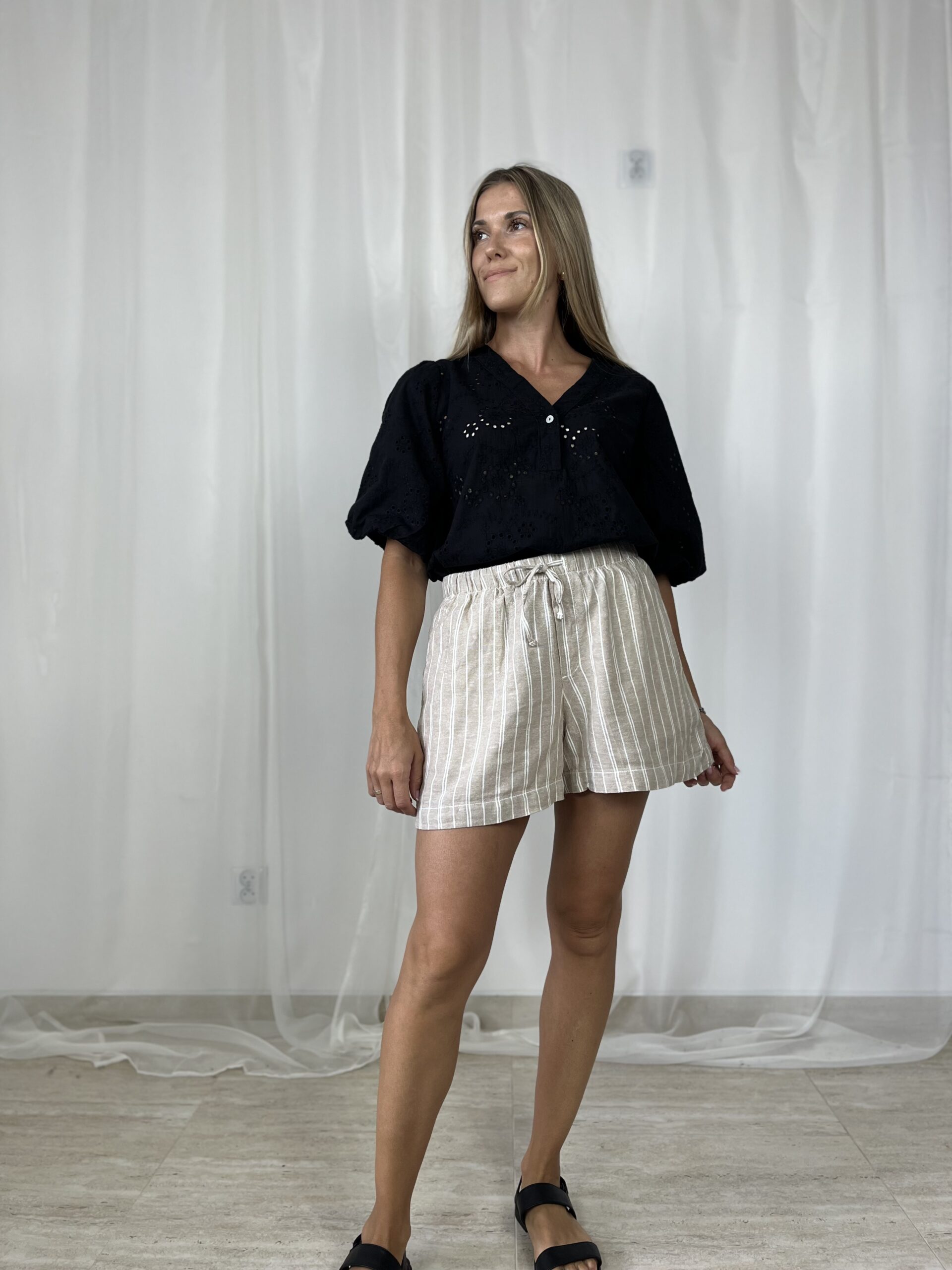 Lniane szorty GAP r. S/M - obrazek 3