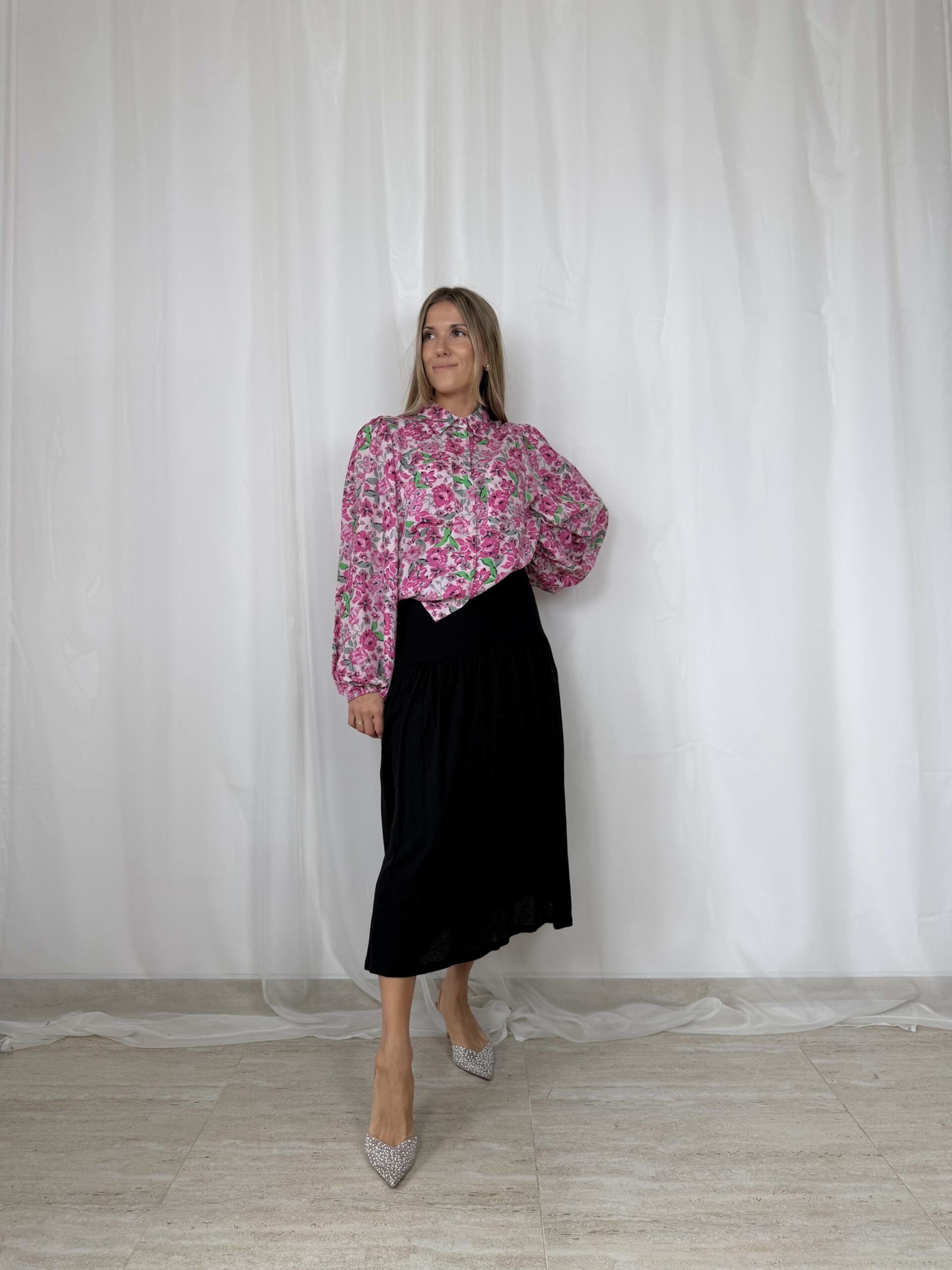 Czarna spódnica r. M/L Soaked in Luxury - obrazek 4